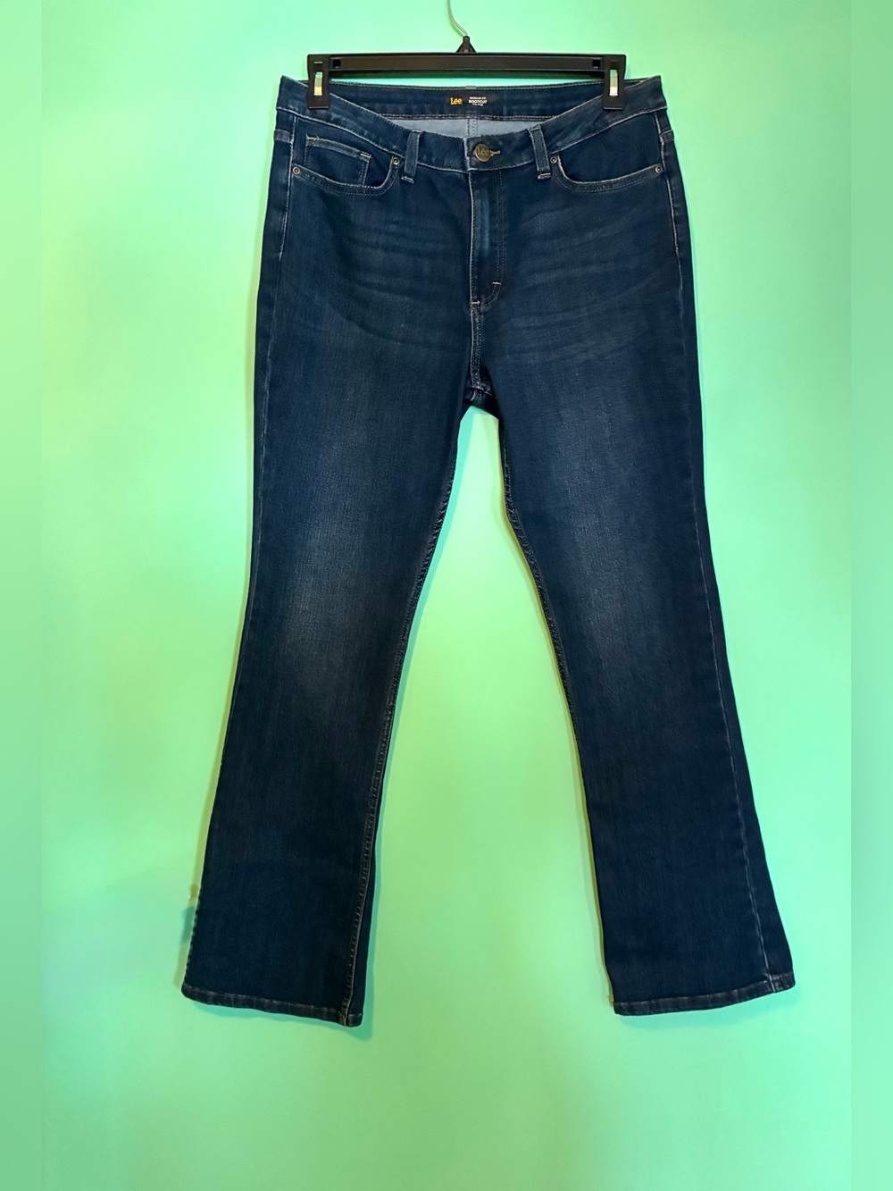 Women’s Lee Bootcut Legendary Jeans - Picture 10 of 14